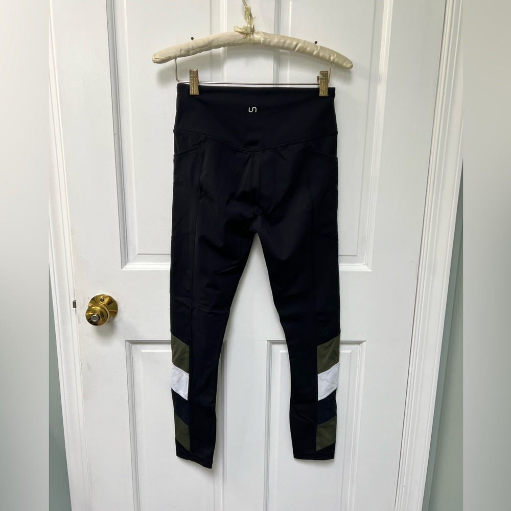 Urban Savage leggings
